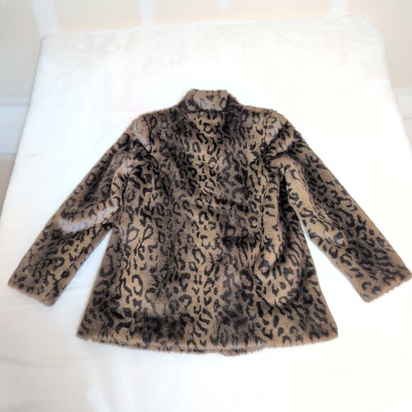 Velvet by Graham & Spencer Leopard Faux Fur Coat Size M - Picture 3 of 12